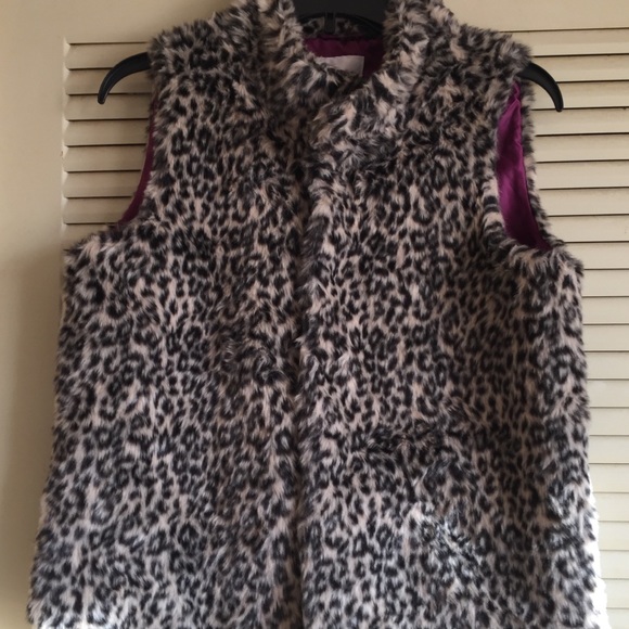 Charles Vogele Teens 36 leopard print vest snap up - Picture 1 of 10